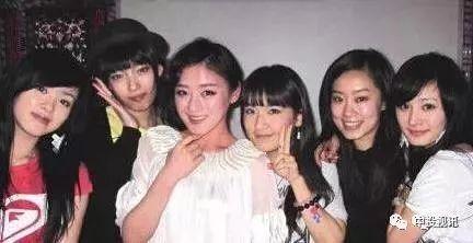 闺蜜娱乐圈吃瓜小说